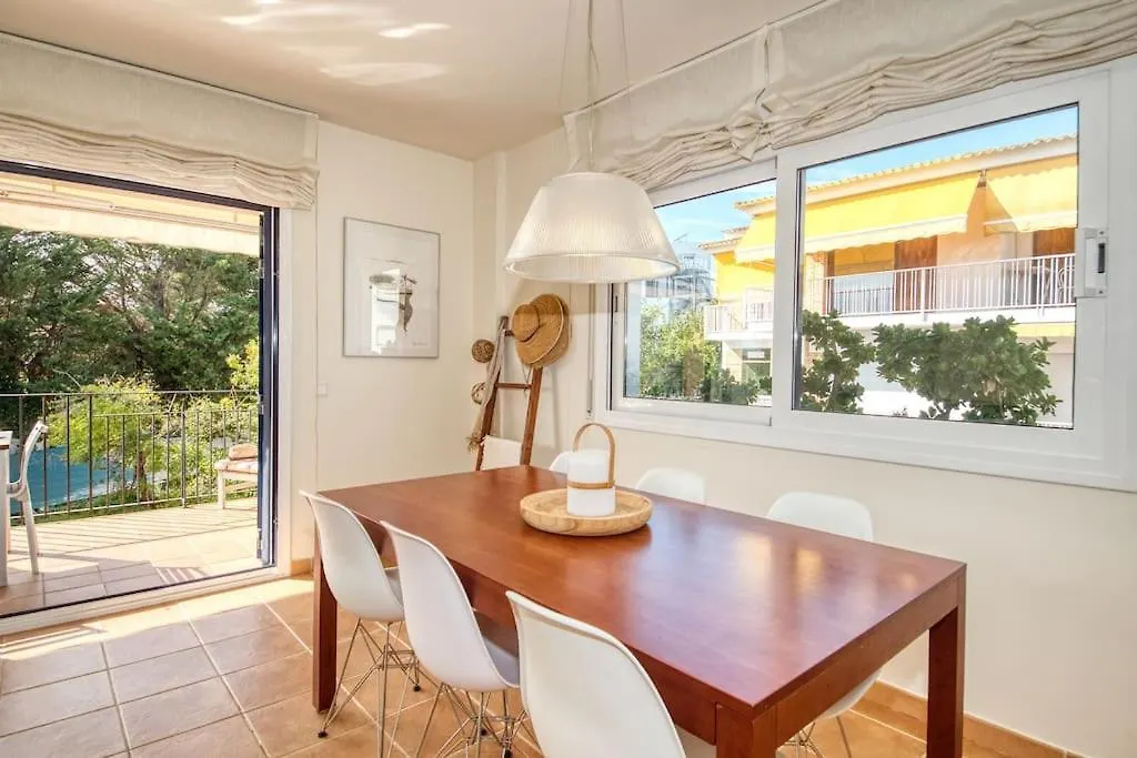 Apartamento Con Piscina Centrico Calella De Palafrugell Spain