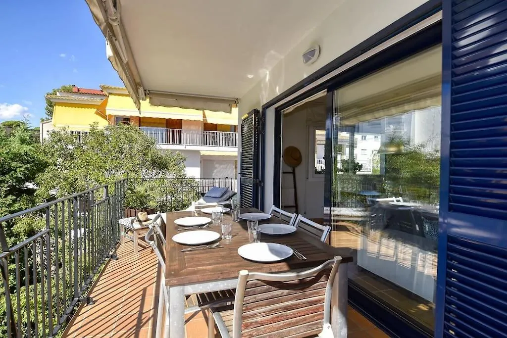 Apartamento Con Piscina Centrico Calella De Palafrugell Apartment